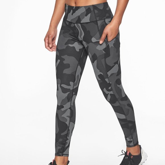 NWT! Athleta Camo Contender 7/8 Tight, Black SIZE XX-S - Picture 3 of 5